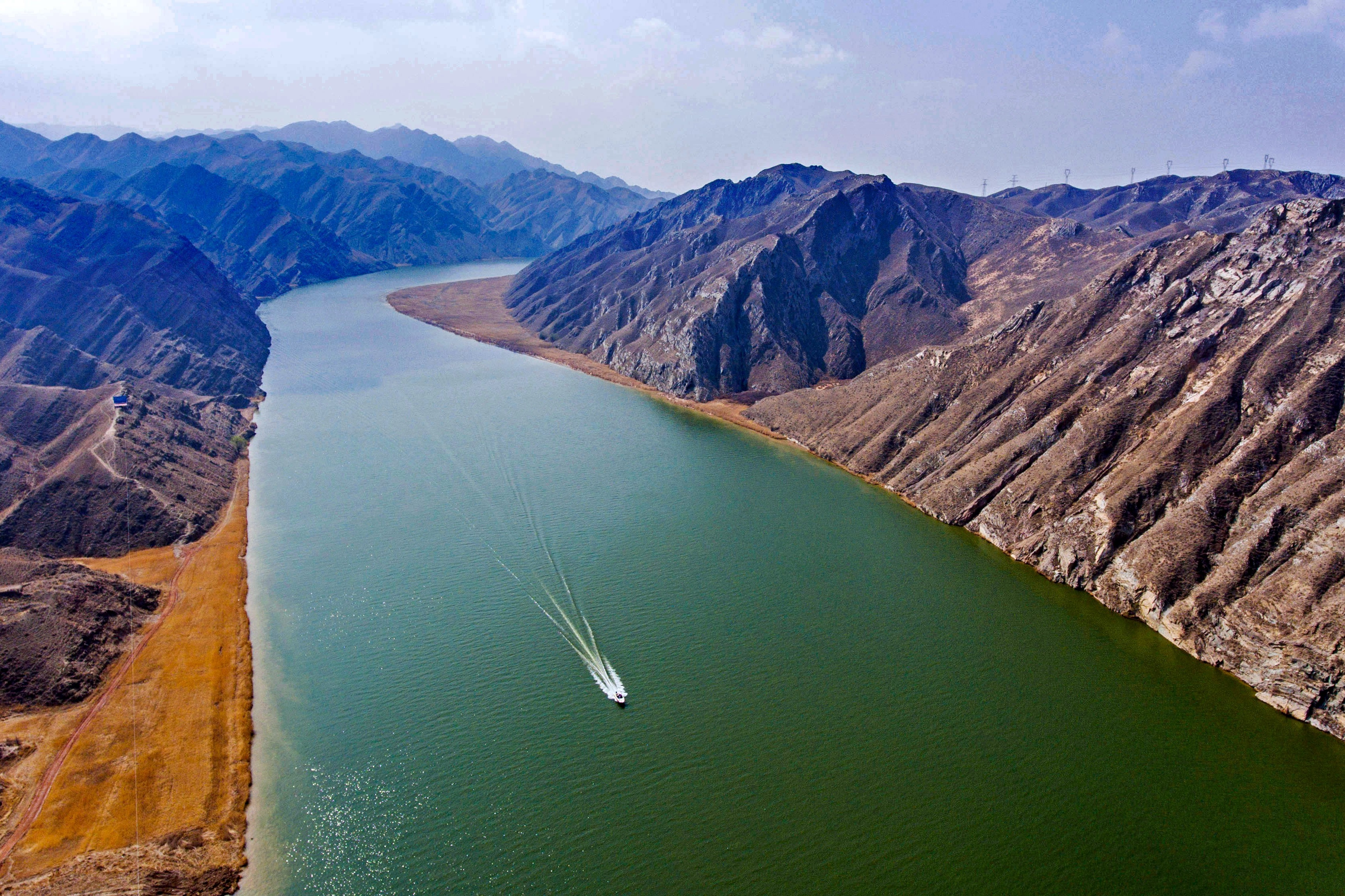 Qingtongxia Yellow River Grand Canyon